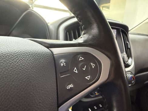 Used 2019 Chevrolet Colorado ZR2 w/ ZR2 Dusk Special Edition AWD/4WD image 16