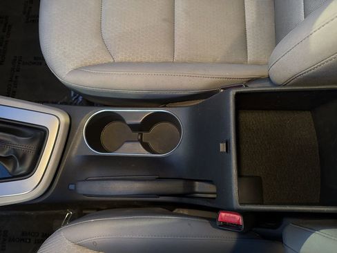 Used 2018 Hyundai Elantra SE image 21