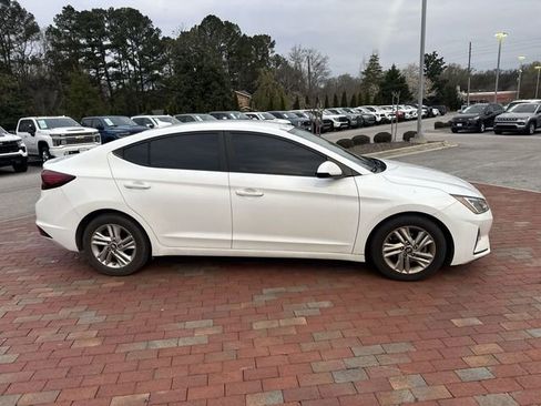 Used 2019 Hyundai Elantra SEL w/ Cargo Package image 16
