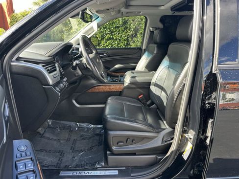 Used 2018 Chevrolet Tahoe Premier w/ RST 6.2L Performance Edition image 11