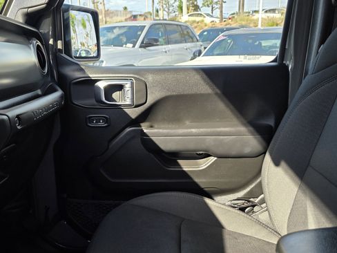 Certified 2023 Jeep Wrangler Unlimited image 14