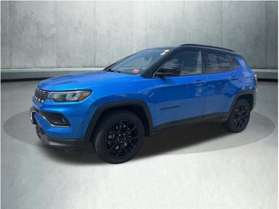 Used 2024 Jeep Compass Latitude w/ Sun and Sound Group