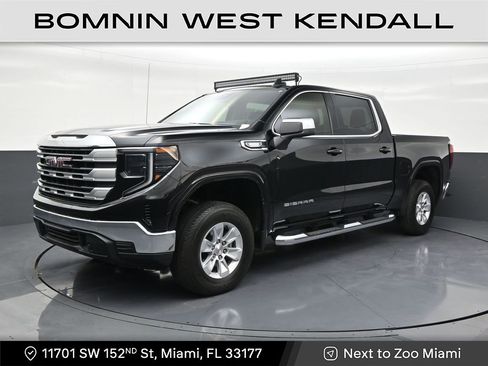 Used 2024 GMC Sierra 1500 SLE image 1