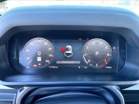 Used 2025 Land Rover Defender 90 S AWD/4WD image 23