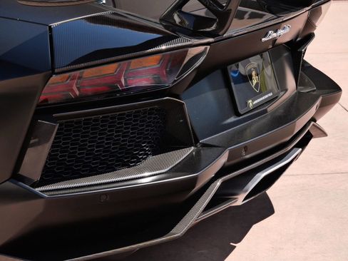Used 2015 Lamborghini Aventador LP 700-4 image 23