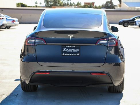 Used 2024 Tesla Model Y Long Range image 6