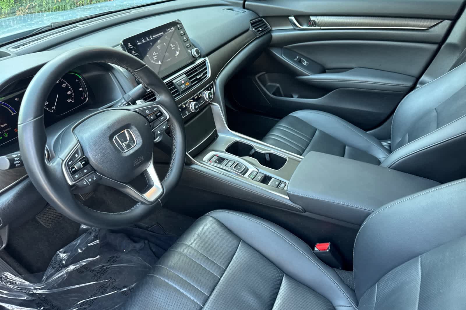 Used 2021 Honda Accord Touring image 11