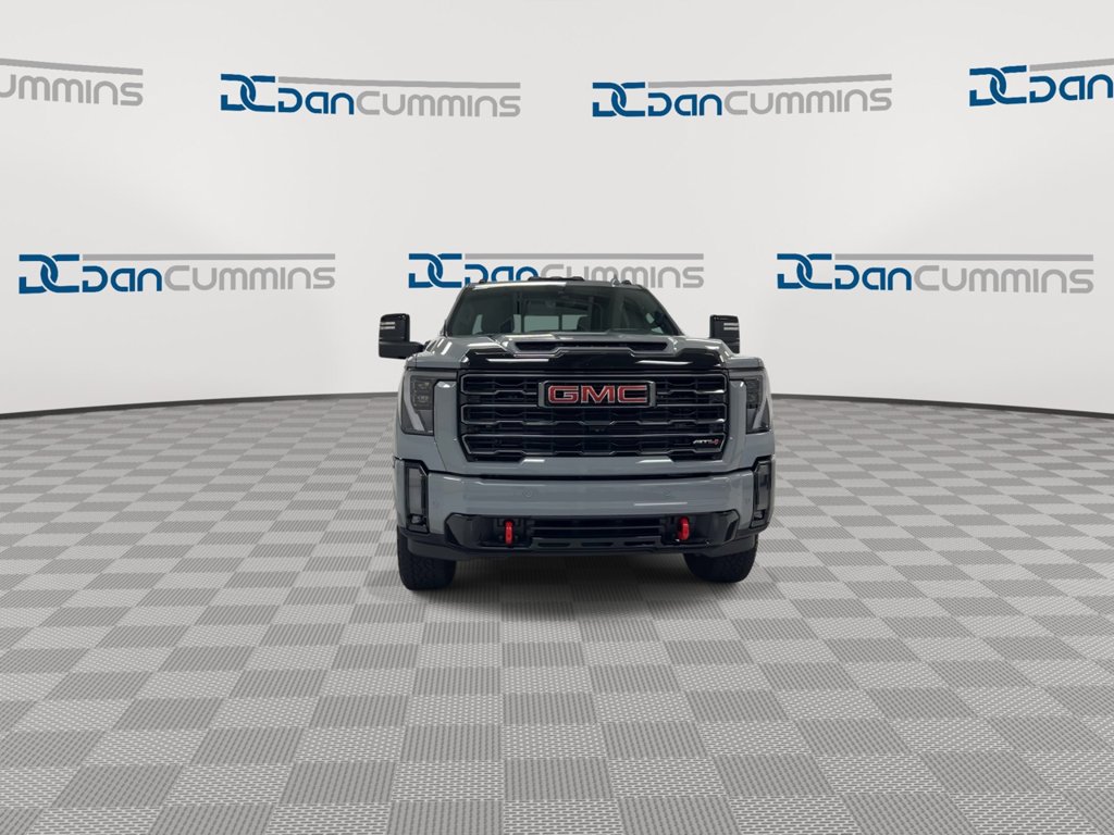 Used 2024 GMC Sierra 2500 AT4 w/ AT4 Premium Plus Package AWD/4WD image 3