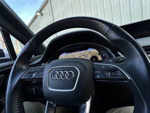 Used 2018 Audi Q7 3.0T Premium Plus w/ Premium Plus Package image 25