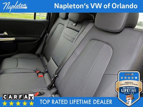 Used 2024 Mercedes-Benz GLB 250 4MATIC image 30
