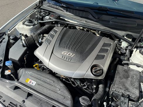 Used 2013 Hyundai Genesis 3.8 image 20