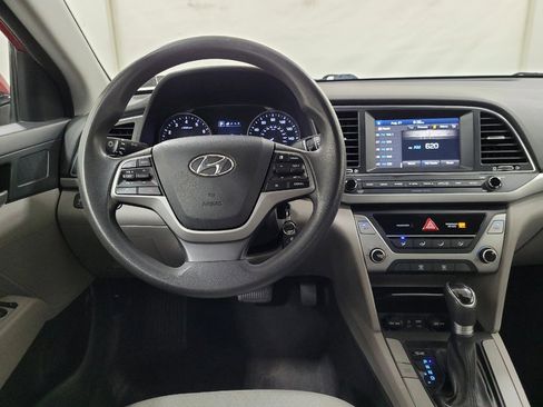 Used 2018 Hyundai Elantra SEL FWD image 22