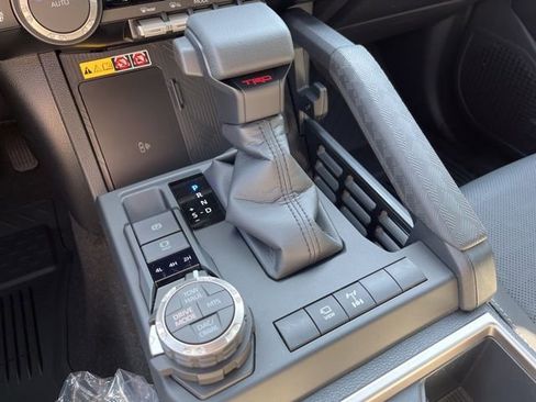 New 2026 Toyota 4Runner TRD Off-Road Premium AWD/4WD image 31