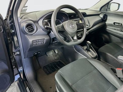 Used 2023 Nissan Kicks S image 10