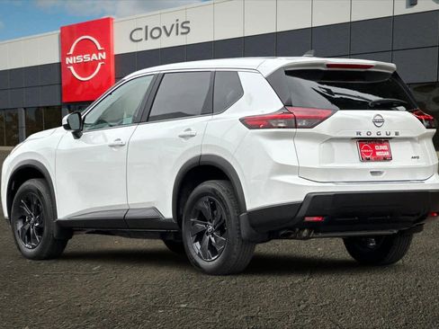 Certified 2026 Nissan Rogue SV w/ Cold Weather Package image 7