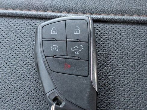 Used 2024 GMC Sierra 2500 AT4 w/ AT4 Preferred Package AWD/4WD image 31