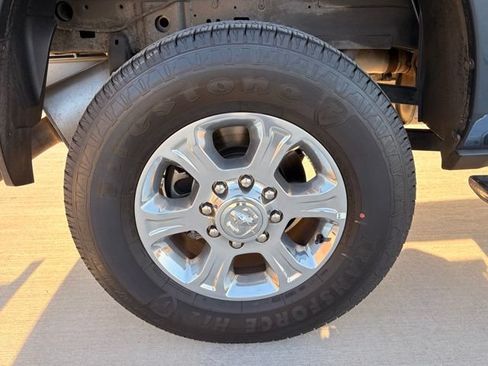Used 2025 RAM 2500 Big Horn AWD/4WD image 5