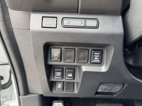 Certified 2025 Nissan Frontier SV w/ SV Convenience Package image 29