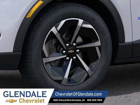 New 2026 Chevrolet Equinox EV LT FWD image 9