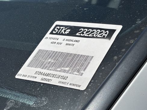 Certified 2025 Toyota Grand Highlander AWD image 10