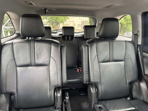 Used 2017 Toyota Highlander XLE FWD image 11