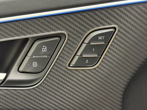 New 2026 Audi SQ8 Prestige AWD/4WD image 10