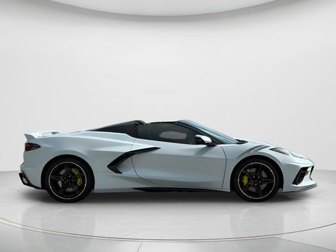 Used 2021 Chevrolet Corvette Stingray Preferred Conv w/ Z51 Performance Package RWD image 4