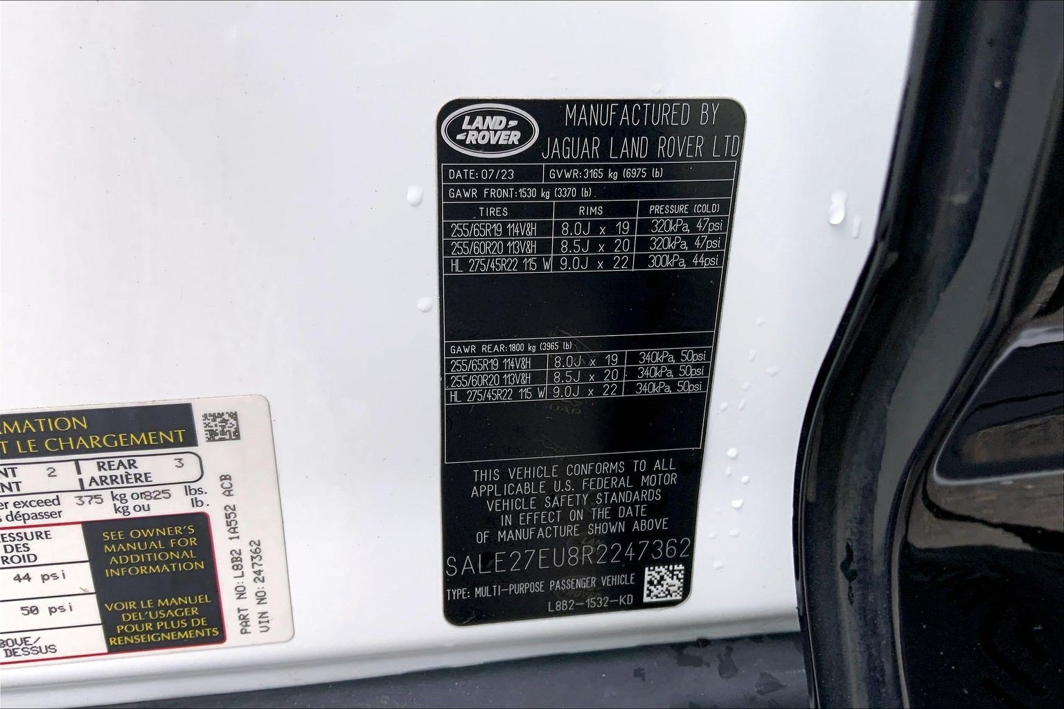 Certified 2024 Land Rover Defender 110 X-Dynamic SE AWD/4WD image 4