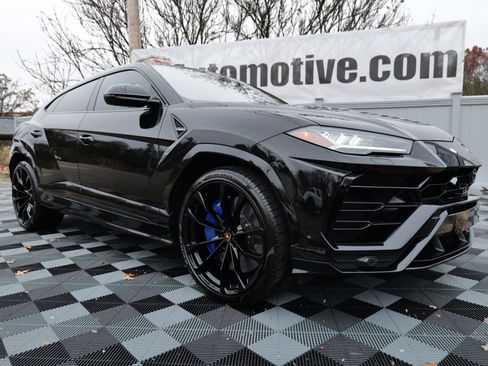 Used 2021 Lamborghini Urus image 92
