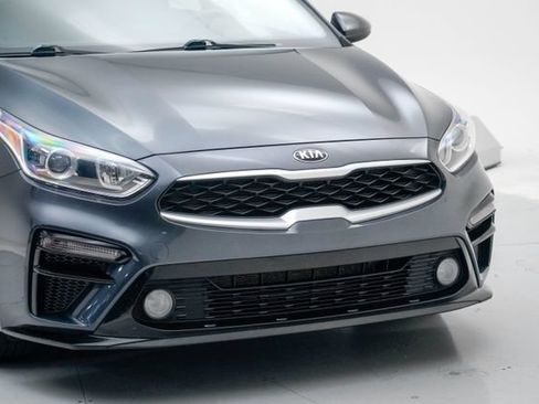 Used 2021 Kia Forte LXS FWD image 25