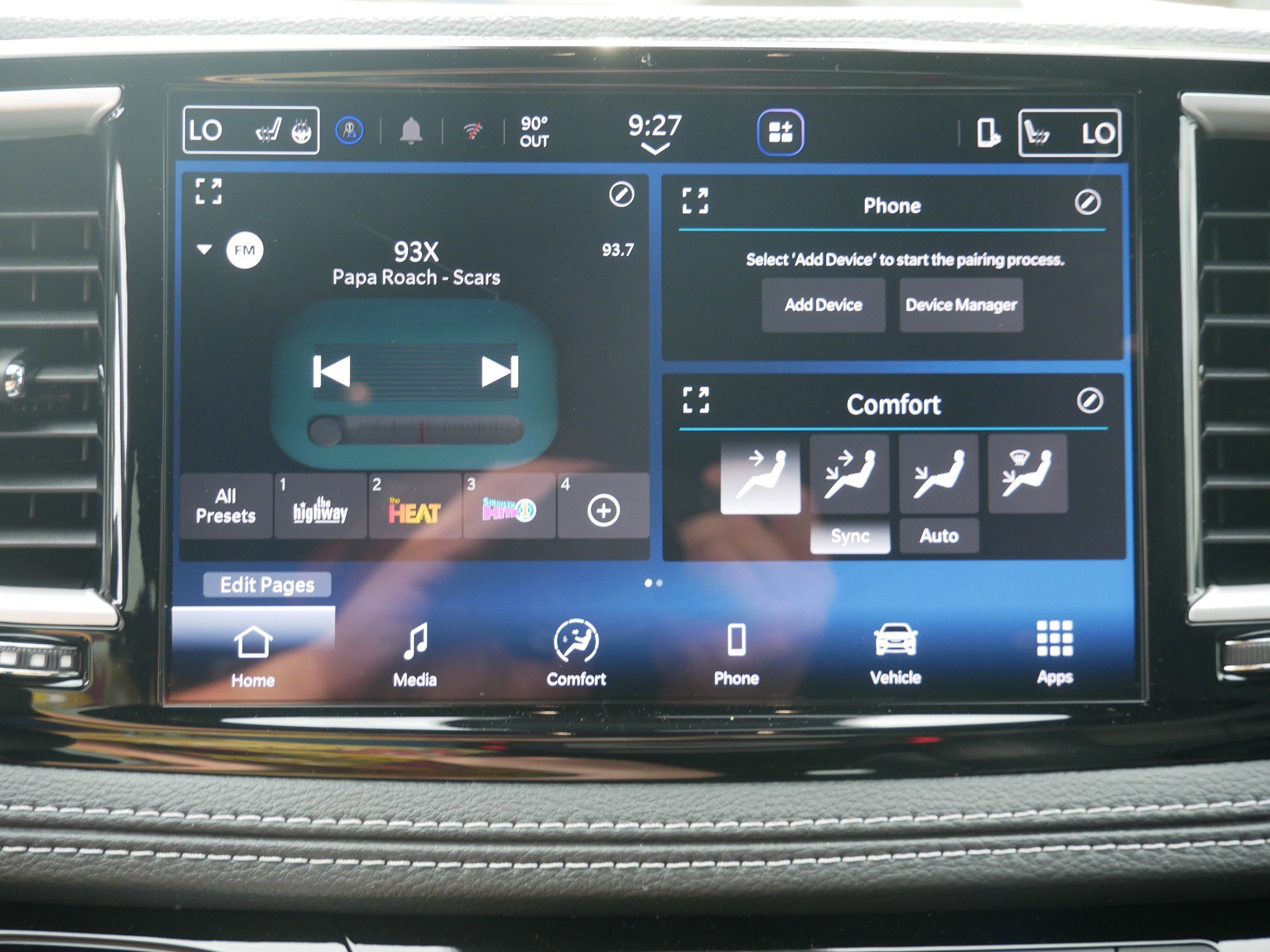 New 2027 Chrysler Pacifica Select FWD image 17