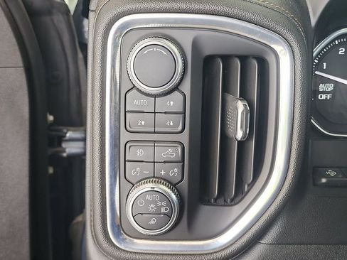 Certified 2019 GMC Sierra 1500 AT4 w/ AT4 Premium Package AWD/4WD image 17