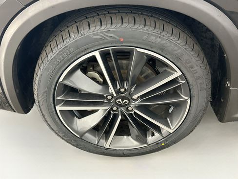 Used 2023 INFINITI QX55 Sensory w/ Lighting Package AWD/4WD image 11