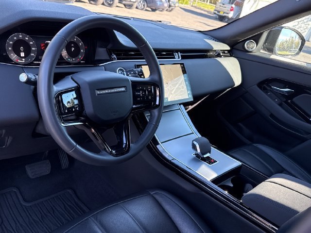 Used 2024 Land Rover Range Rover Evoque S AWD/4WD image 17