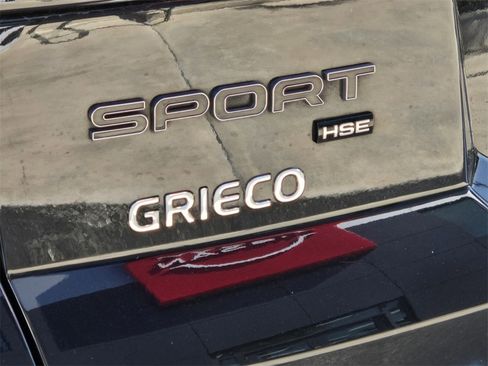 Used 2022 Land Rover Range Rover Sport HSE Silver Edition image 9