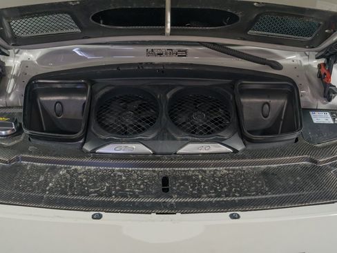 Used 2018 Porsche 911 GT3 RWD image 41