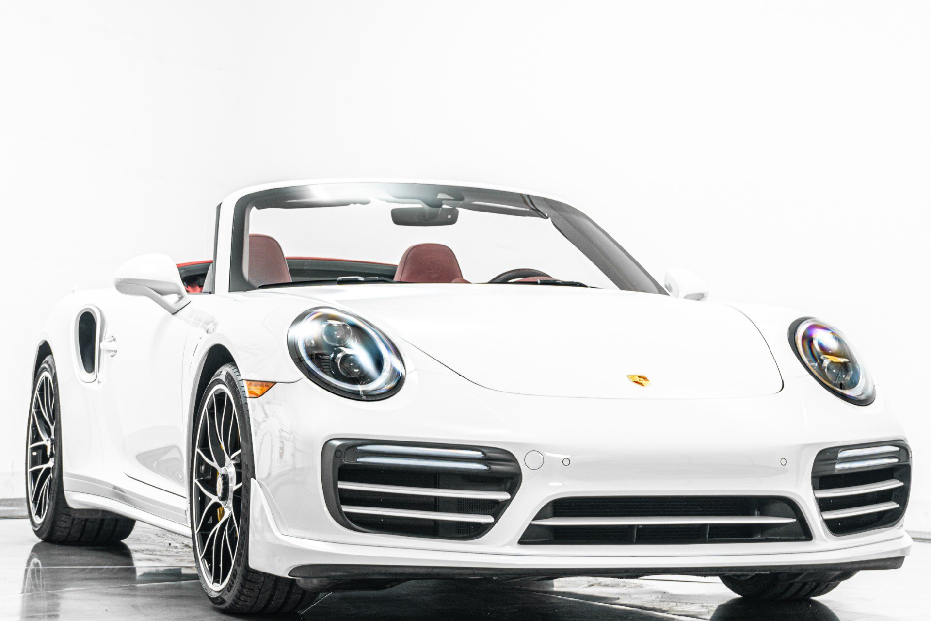 Used 2019 Porsche 911 Turbo S AWD/4WD image 3