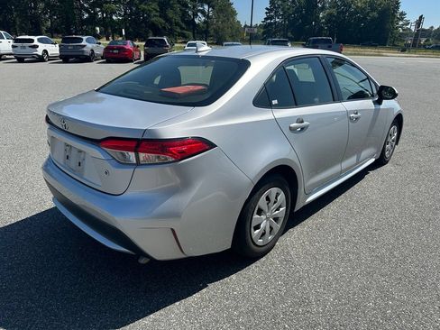 Used 2021 Toyota Corolla L FWD image 8