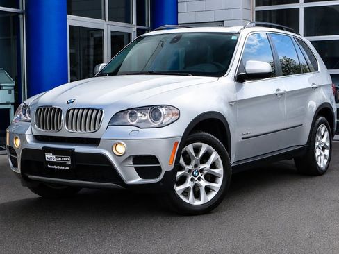 Used 2013 BMW X5 xDrive35i AWD/4WD image 1