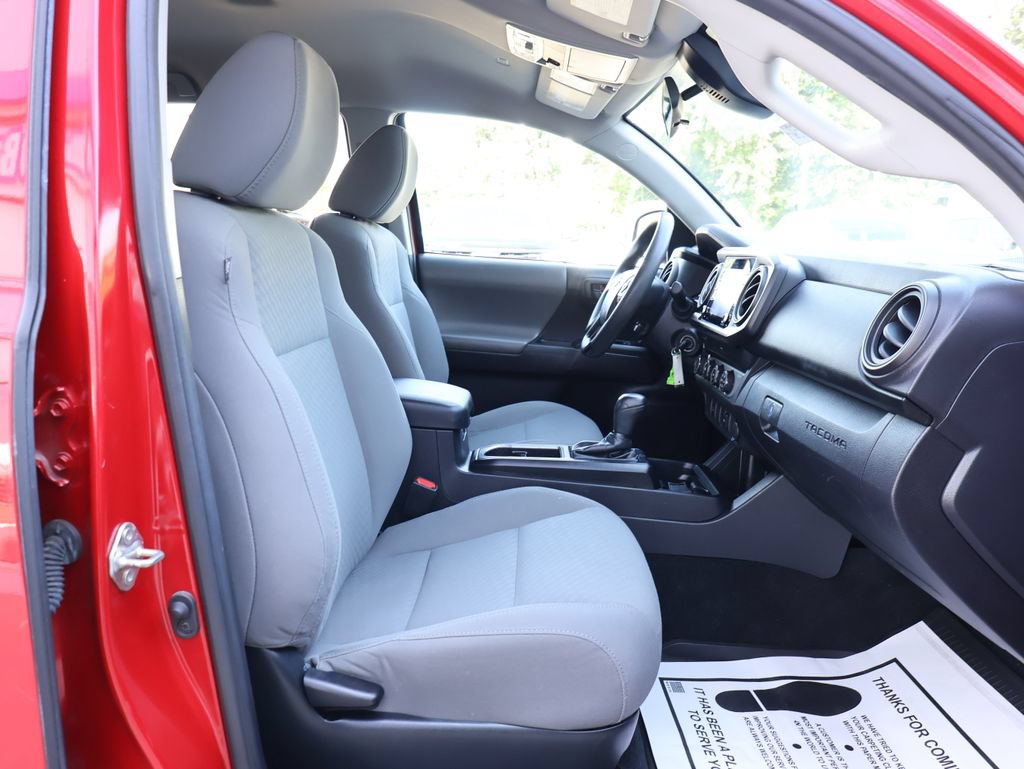 Used 2020 Toyota Tacoma SR AWD/4WD image 32