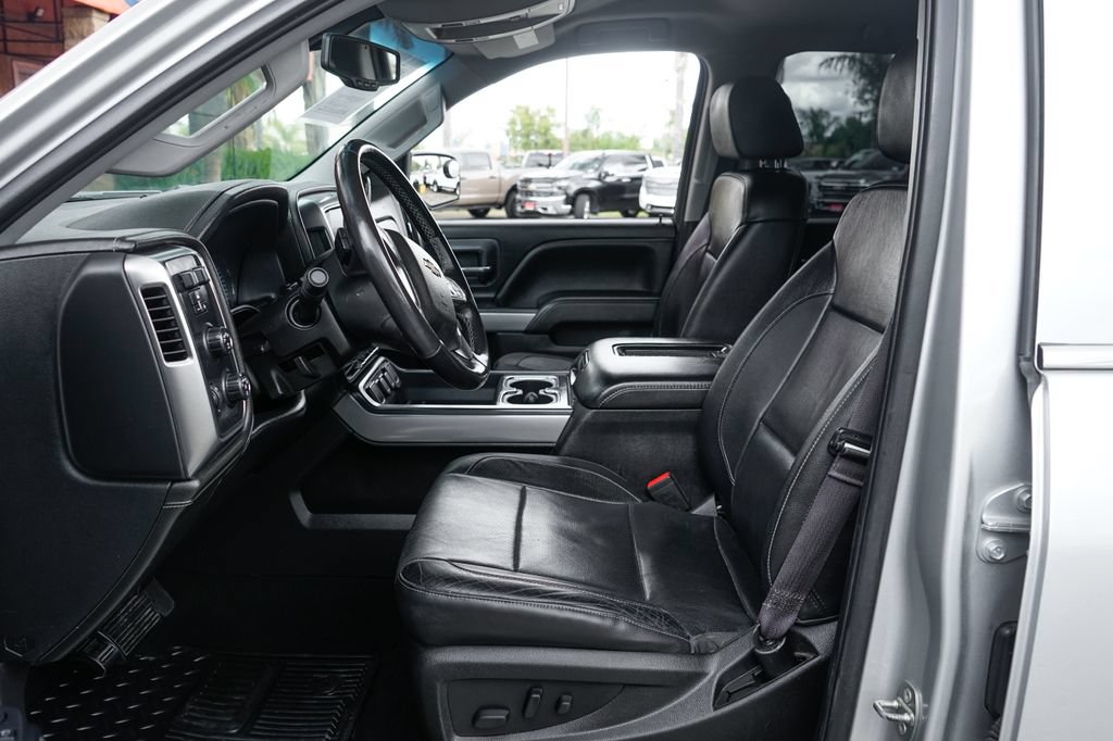 Used 2017 Chevrolet Silverado 1500 LTZ Z71 w/ LTZ Plus Package AWD/4WD image 21