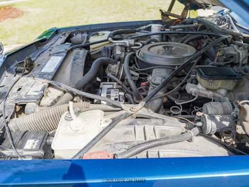 Used 1989 Cadillac Brougham RWD image 17