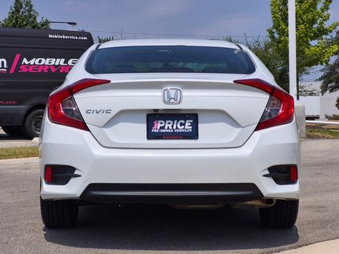 Used 2016 Honda Civic EX image 5