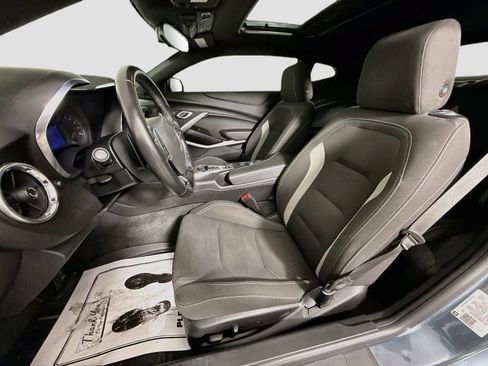 Used 2020 Chevrolet Camaro LT RWD image 19