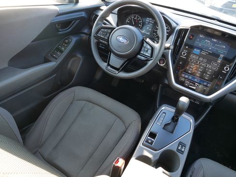 Used 2024 Subaru Crosstrek 2.0i Premium image 9