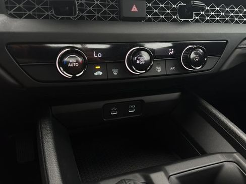 Certified 2025 Honda Accord LX image 26
