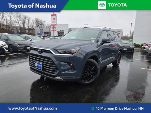 Used 2024 Toyota Grand Highlander Platinum image 1