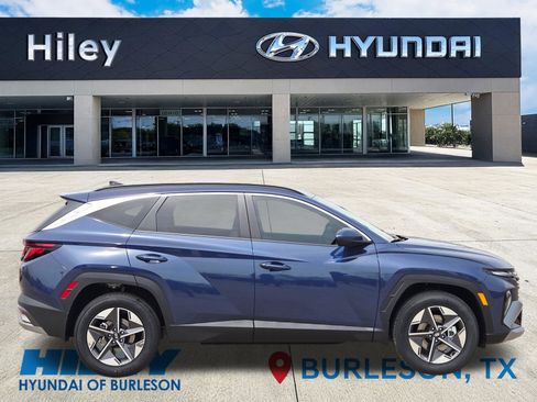 New 2026 Hyundai Tucson SEL FWD image 3