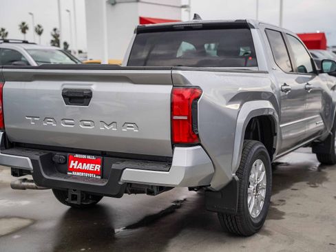 New 2026 Toyota Tacoma SR5 image 11