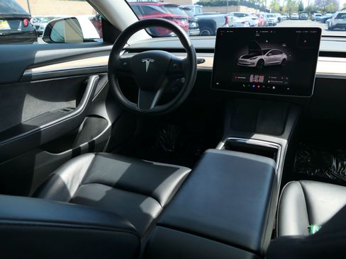 Used 2022 Tesla Model 3 Long Range AWD/4WD image 22